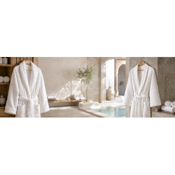 Який халат вибрати для SPA, готелю або басейну: махровий чи вафельний